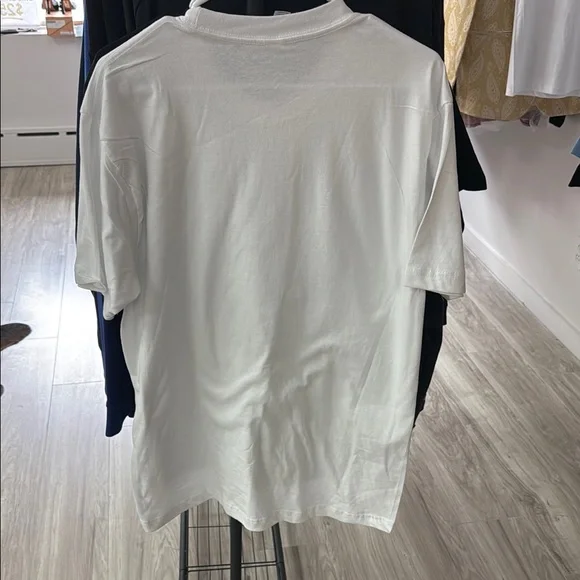 White Graphic T-Shirt with High Heel Design - Picture 2 of 4